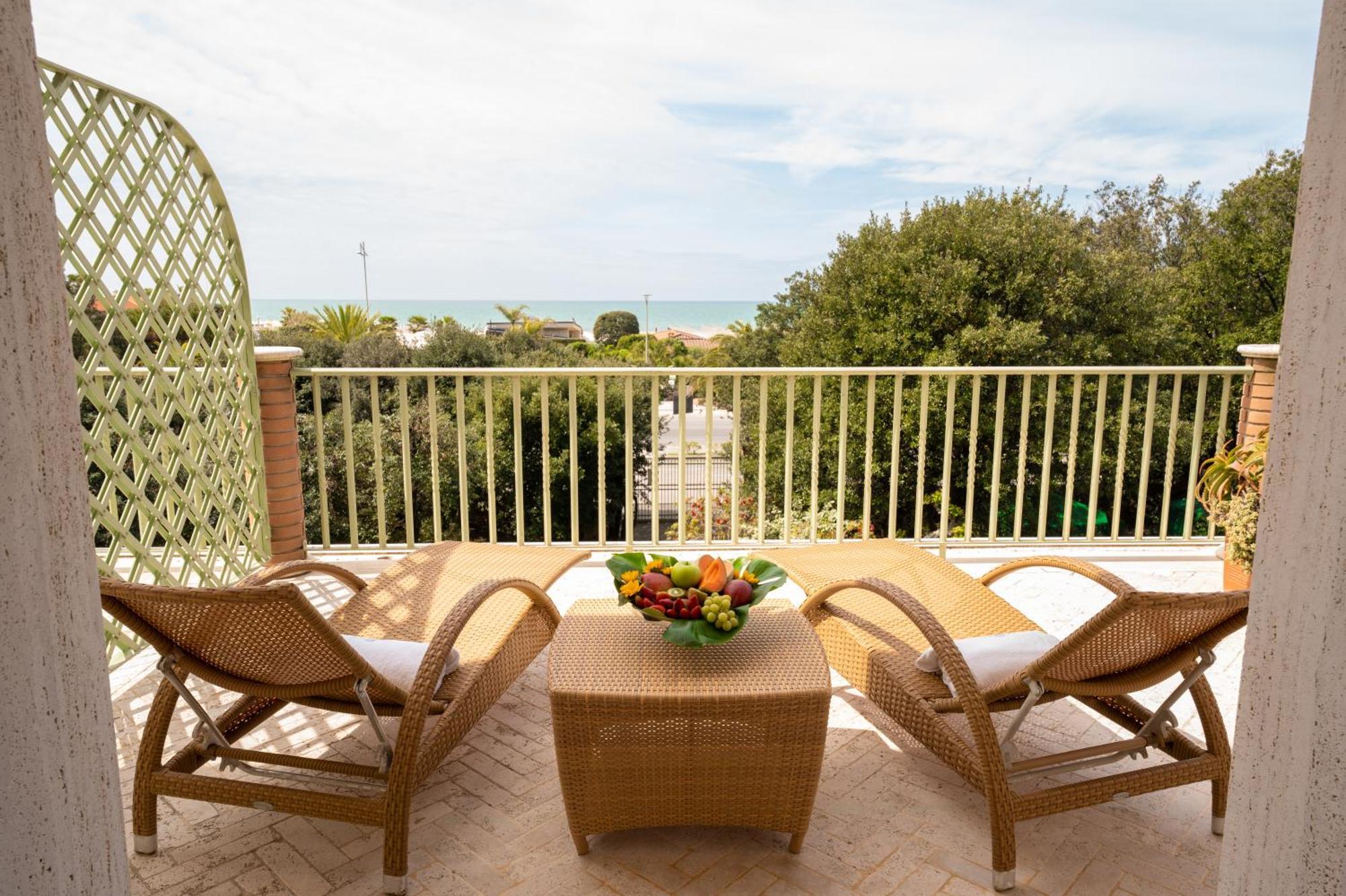 Park Hotel Villa Ariston Lido di Camaiore Esterno foto