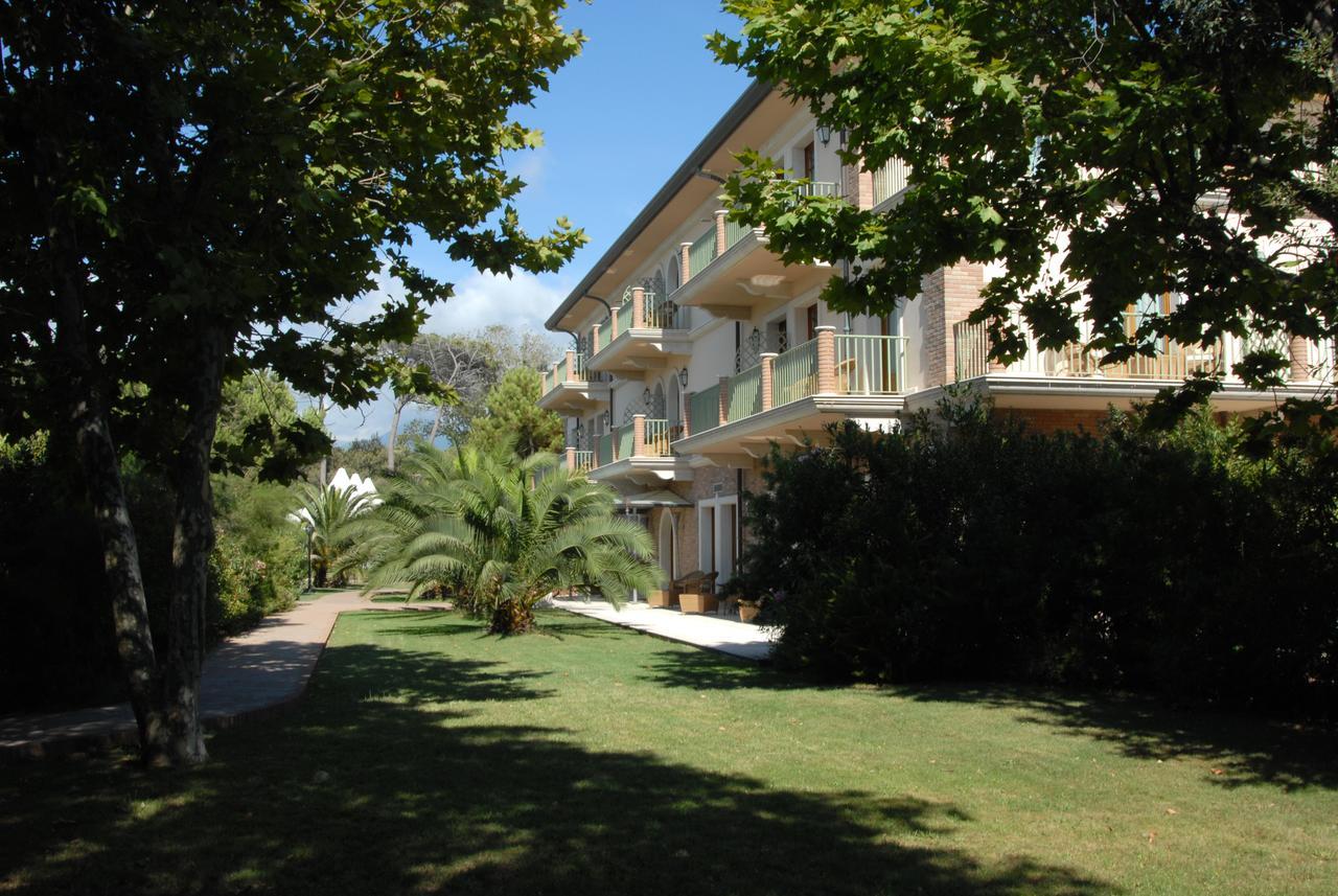 Park Hotel Villa Ariston Lido di Camaiore Esterno foto
