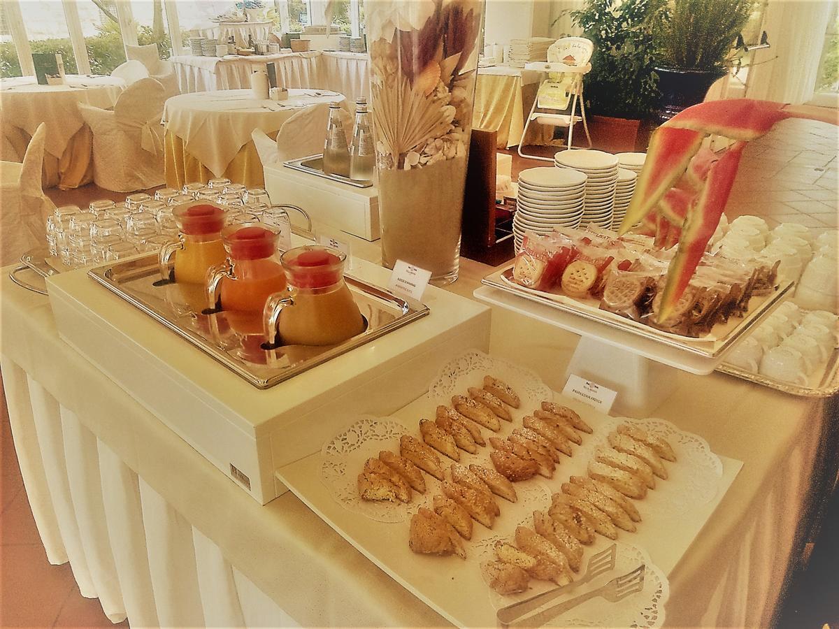 Park Hotel Villa Ariston Lido di Camaiore Esterno foto
